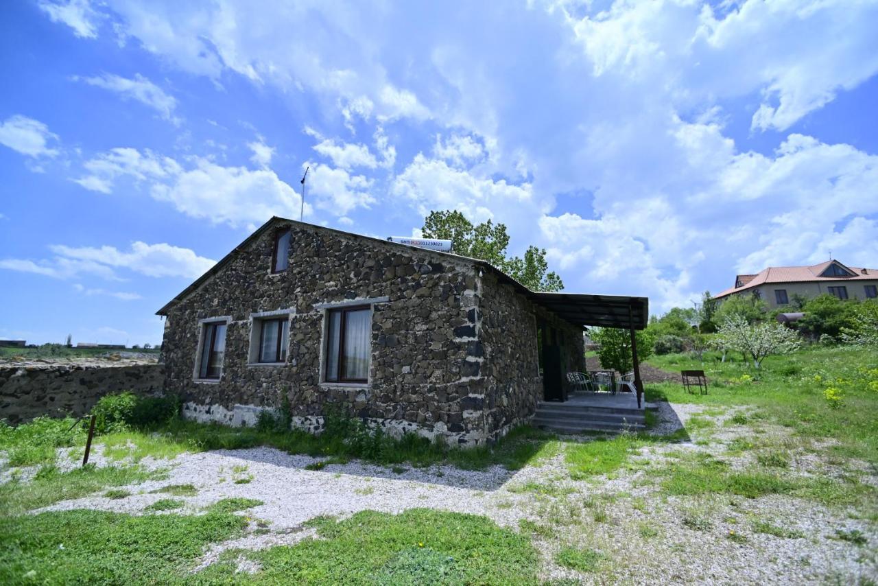 Sevan Tarsus Guesthouse Tsovazard Dış mekan fotoğraf